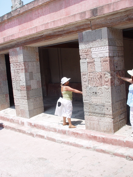 teotihuacan-01.jpg