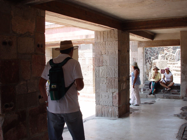 teotihuacan-02.jpg